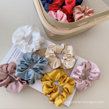 UNIQ Wholesale 2021 Customize Designer Silk Hair Tie Hair Accessories Satin Scrunchies For Women